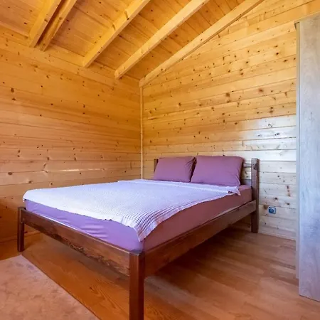 Hébergement de vacances Peaceful Wooden Bungalow With Balcony Close To Inlice Beach In Fethiye *